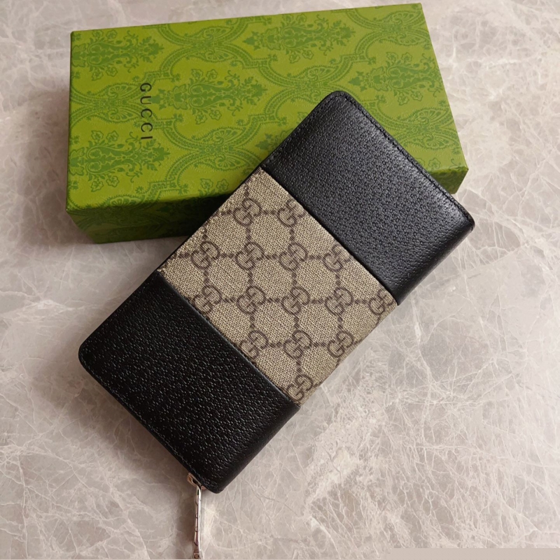 G*u*i wallets & purse